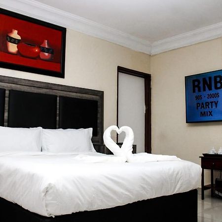 Bed and Breakfast Tshukudu E Ntsho à Mogwase Extérieur photo